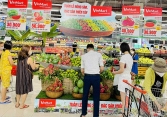 Trái cây vào mùa, nhiều siêu thị ồ ạt khuyến mãi