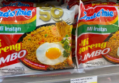 Vì sao người dân Indonesia đưa mì Indomie làm chuẩn lạm phát?