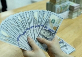 Giá USD hôm nay 21/6: Đi ngang