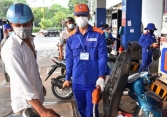 Thuế bảo vệ môi trường của xăng giảm 1.000 đồng/lít từ ngày 11/7