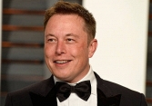 Elon Musk có 214 tỷ USD, 3 vợ và 9 người con