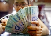 Lãi suất vay mua nhà tăng cao, nhiều người 'ngồi trên đống lửa'