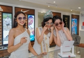 Dàn hoa hậu tham quan mua sắm tại đại lộ shophouse NovaWorld Ho Tram