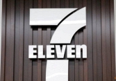 Chuỗi cửa hàng 7-Eleven sa thải khoảng 880 nhân viên Mỹ