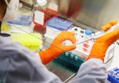 Người dân không nên ồ ạt đi tiêm vaccine đậu mùa để phòng bệnh đậu mùa khỉ