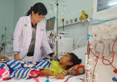 BHXH dừng thanh toán tiền 2 loại thuốc điều trị thận hư ở trẻ em