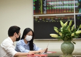 Cổ phiếu khuyến nghị 4/8: CTG, REE, SHB, NVL, MBB, VCB