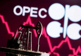 Dầu thô trượt giá trước cuộc họp của OPEC +