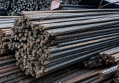 Giá nguyên liệu sản xuất thép xây dựng giảm đến 50% trong quý 2