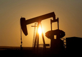 Giá dầu tăng do OPEC + cắt giảm sản lượng, BP đóng cửa các đơn vị lọc dầu của Mỹ
