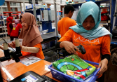 Alibaba rót thêm 912 triệu USD vào Lazada