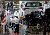 Toyota tăng giá thép cho các nhà sản xuất phụ tùng lên tới 30%