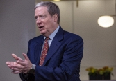 Nhà đầu tư huyền thoại Stanley Druckenmiller cảnh báo, chứng khoán sẽ 'đi ngang' trong cả thập kỷ