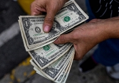 Giá USD hôm nay 27/9: Duy trì đà tăng mạnh, GBP lao dốc
