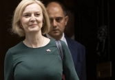 Thủ tướng Anh Liz Truss bảo vệ việc cắt giảm thuế