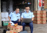 Hàng ngàn lọ sa tế tôm Thuận Phát bị làm giả
