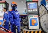 Tổng cục Hải quan đề nghị Bộ Công Thương làm rõ vụ rút giấy phép 5 doanh nghiệp xăng dầu