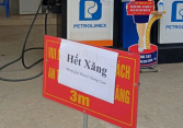 Gần 10% số cây xăng tại TP.HCM hết hàng