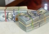 Giá USD ngày 28/10: Trong nước tiếp tục giảm, thế giới tăng trở lại