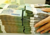 Thu ngân sách năm 2022 ước tính vượt dự toán hơn 200.000 tỷ đồng, riêng dầu thô vượt 40.000 tỷ đồng