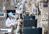 Quốc hội chốt kế hoạch GDP năm 2023 đạt 6,5%, thu nhập bình quân đầu người 4.400 USD