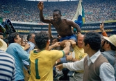 Cuộc đời 82 năm của 'Vua bóng đá' Pele qua ảnh

