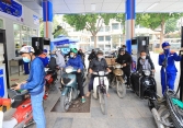 Giá xăng tăng hai lần trong ba ngày đầu năm