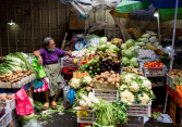 Lạm phát tại Philippines khiến giá hành tây đắt hơn thịt bò