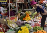 Nhộn nhịp thị trường đồ cúng ông Công, ông Táo