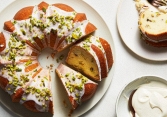 Món ngon mỗi ngày: Bánh Bundt hạt dẻ cười
