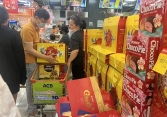 Doanh số bán hàng tại các siêu thị ở TP.HCM tăng dưới 10% dịp Tết Nguyên đán