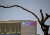 Tập đoàn Adani có kế hoạch cắt giảm cắt giảm đầu tư sau khi mất hơn 110 tỷ USD vốn hóa

