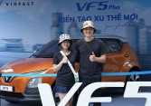 Lý do chọn mua xe điện của người trẻ văn minh