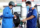 Chuyên gia lên tiếng về đề xuất doanh nghiệp tự quyết giá bán lẻ xăng dầu