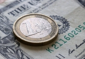 Kinh tế châu Âu sẽ như thế nào sau khi euro lấy lại vị thế so với đồng USD?