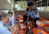 Gần 2 tấn bột giặt Tide, nghi là hàng giả