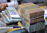 Ngân hàng đồng loạt hạ lãi suất, lãi vay mua bất động sản giảm tới 3%/năm