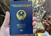 Cận cảnh hộ chiếu gắn chip được Bộ Công an cấp từ ngày 1/3