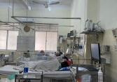 TPHCM: Số ca nhập viện do COVID-19 tăng