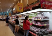 Cherry và nhiều loại trái cây nhập giá rẻ bất ngờ