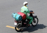 Giá gas tháng 8 tăng 26.500 đồng/bình 12kg