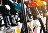 Mối lo ngại về lạm phát gia tăng khi thị trường dầu diesel của Mỹ thắt chặt