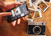 Gen Z yêu thích phong cách retro giúp Fujifilm tăng thị phần máy ảnh Instax  