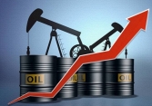 Giá dầu tăng 3% vì rắc rối ở Biển Đỏ