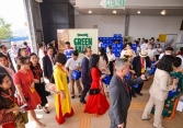 Kiều bào trải nghiệm tuyến Metro Bến Thành – Suối Tiên