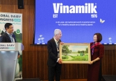Vinamilk tạo ấn tượng với thương hiệu mới và thông điệp 'Để tâm thay đổi' tại Hội nghị sữa toàn cầu 2024