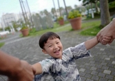 Cha mẹ áp dụng 3 phương pháp đơn giản này từ sớm, con lớn lên thông minh hơn hẳn bạn bè cùng trang lứa