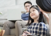 Hãy cho con thực hành ngay 2 hoạt động này: Chuyên gia về não bộ vừa chứng minh chúng sẽ giúp trẻ thông minh hơn