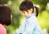 Các nhà khoa học vừa kết luận: Hành vi này có thể gây tổn thương cho trẻ ngang với lạm dụng tình dục