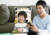 Đây là 4 kiểu ông bố nhìn thì lười biếng nhưng thực chất lại dạy con rất tốt, mẹ cứ yên tâm, đừng vội mắng oan nhé!